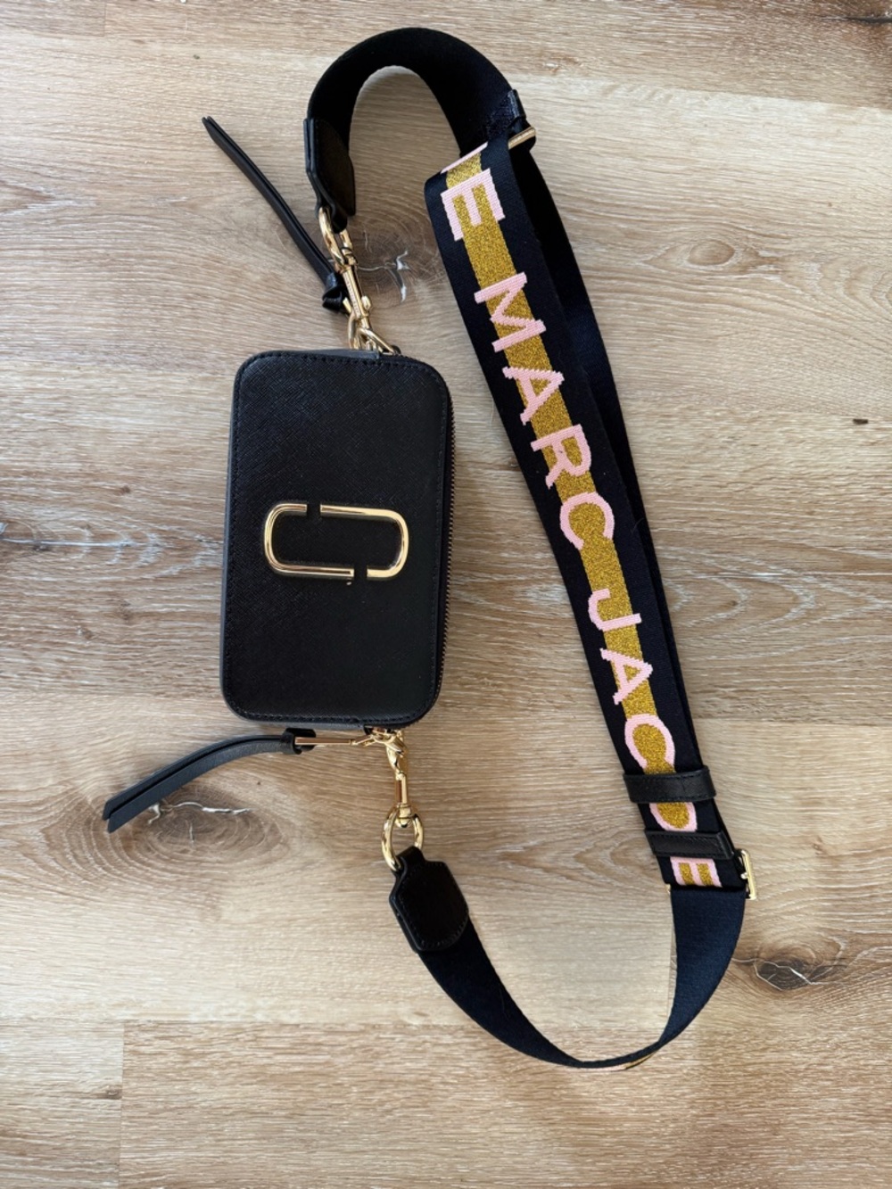 Marc Jacobs Black Leather snapshot Crossbody Camera Bag with Pink Logo Strap - Picture 4 of 11